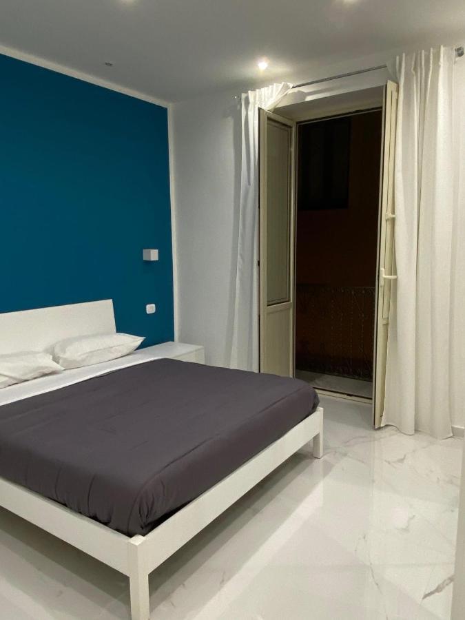 Vittorio Emanuele Apartment Palermo
